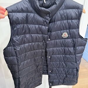Moncler Liane Logo Patch Down Gilet - Navy Blue XL